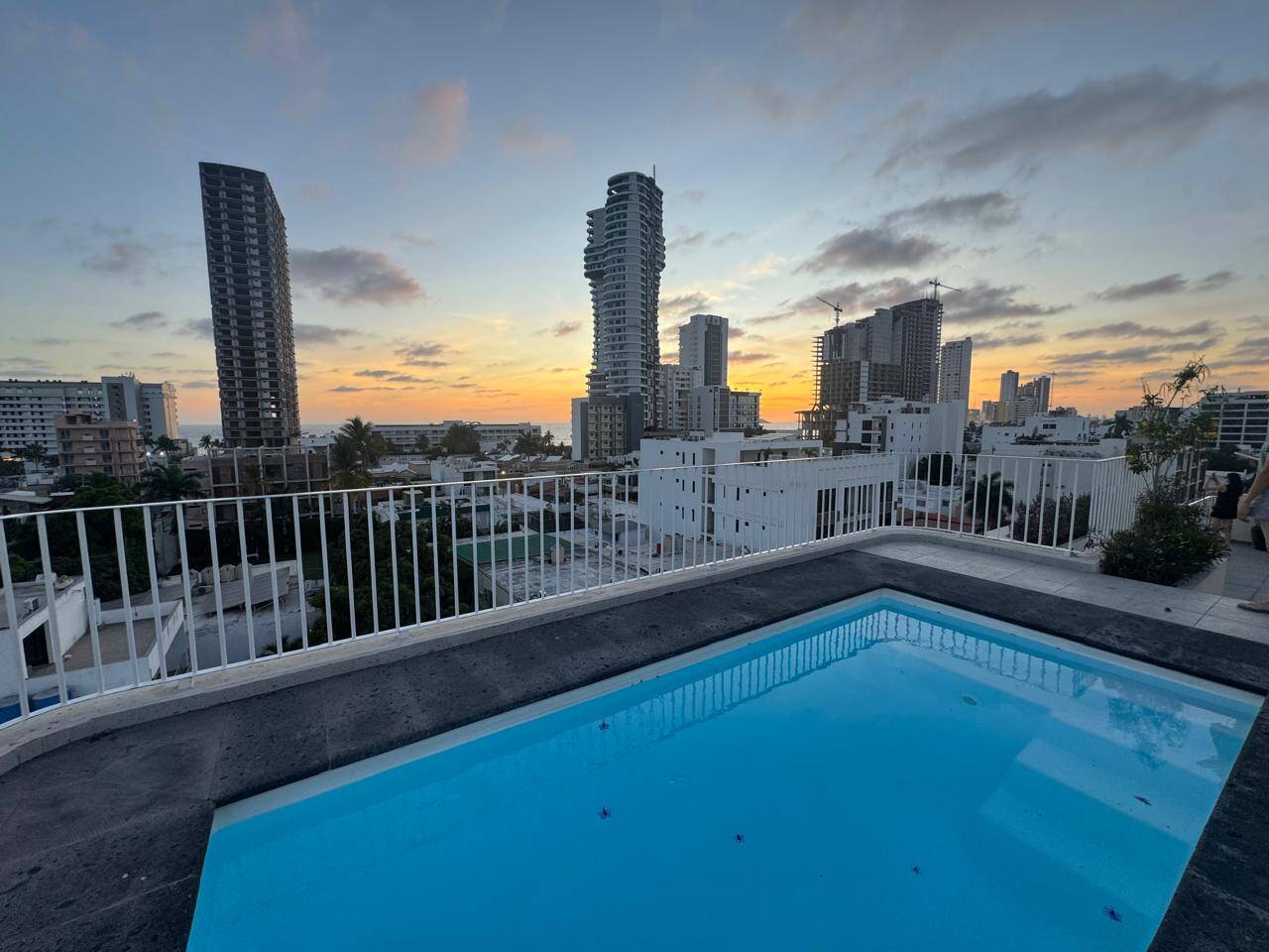 #UN107 - Departamento para Renta en Mazatlán - SL